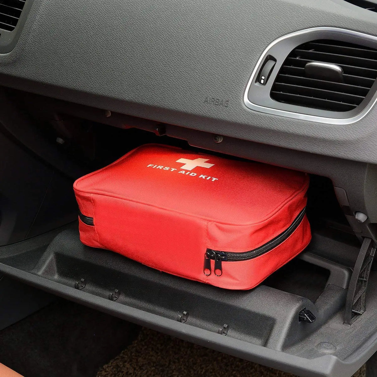 SummitGuard 184-Piece Outdoor First Aid Kit — Portable Bag Set - Desfino