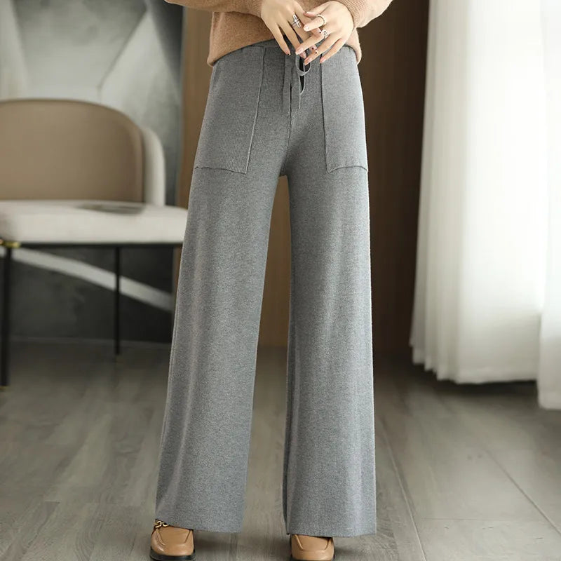 Aveline 100% Wool Relaxed-Fit Wide-Leg Sweatpants - Desfino