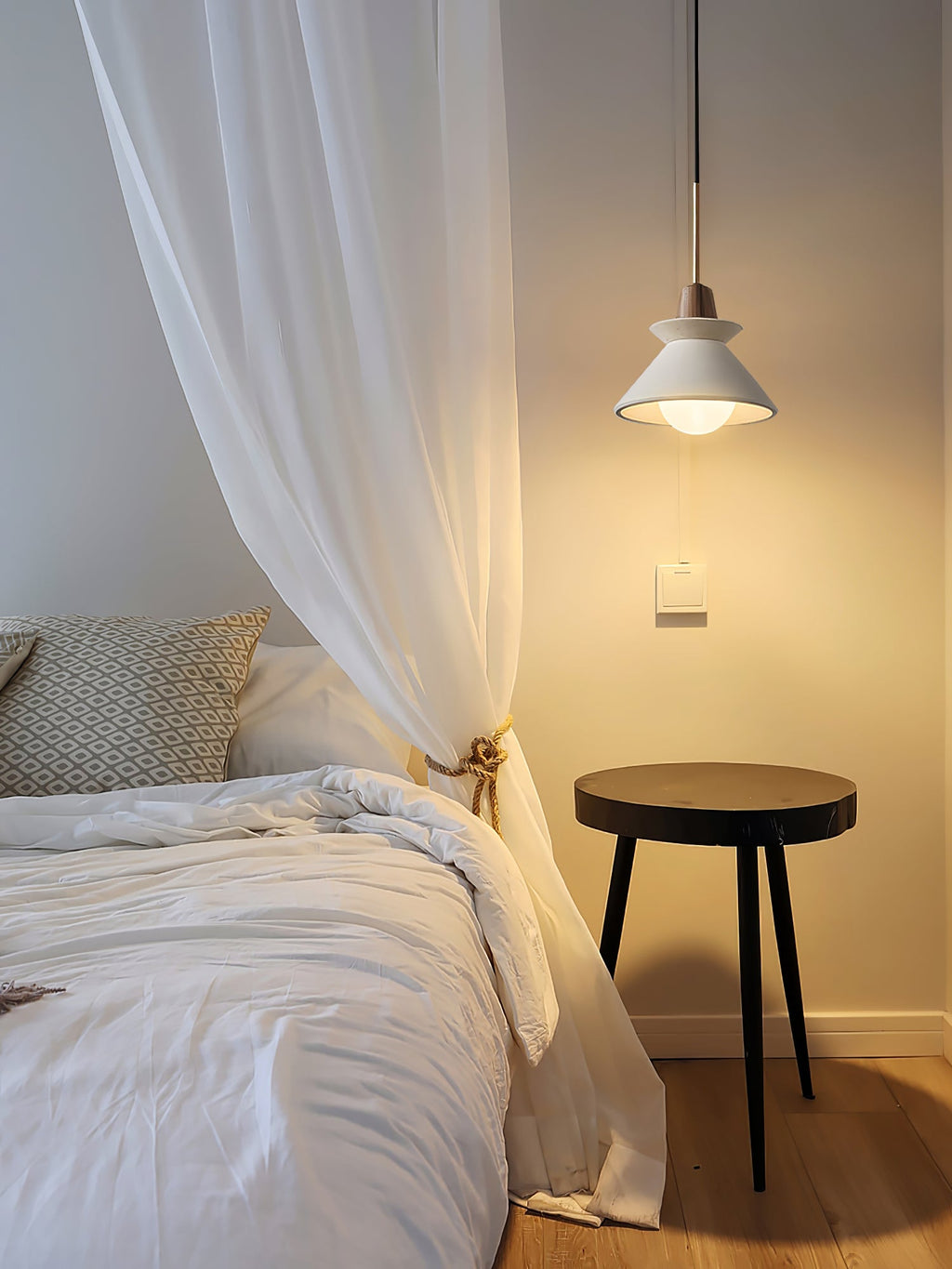 Scandinavian Pendant Lamp for Bedroom | Desfino