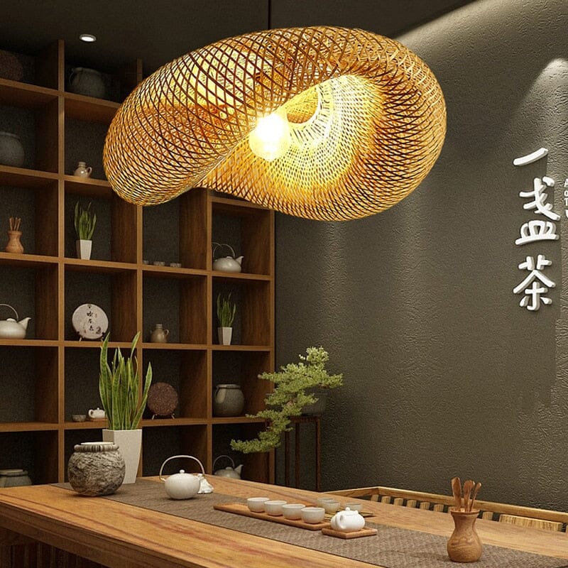 Suspension LED KoruBend — Luminaire moderne rustique en bambou - Desfino