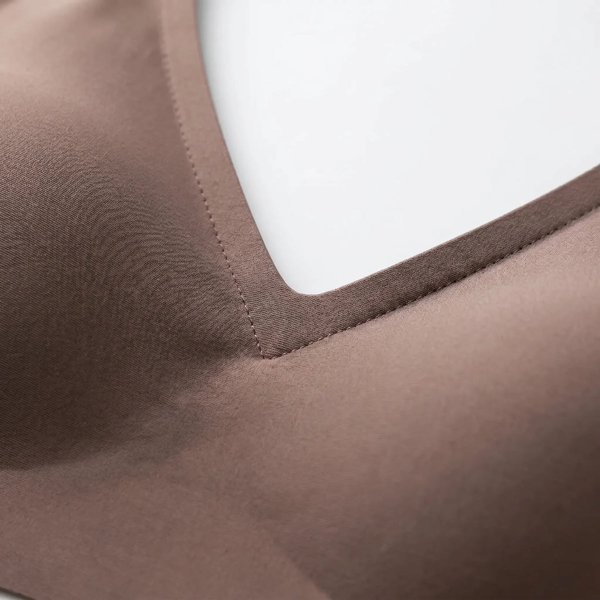 Bezszwowy biustonosz braletka push-up Pearl — komfort bez fiszbin | Desfino