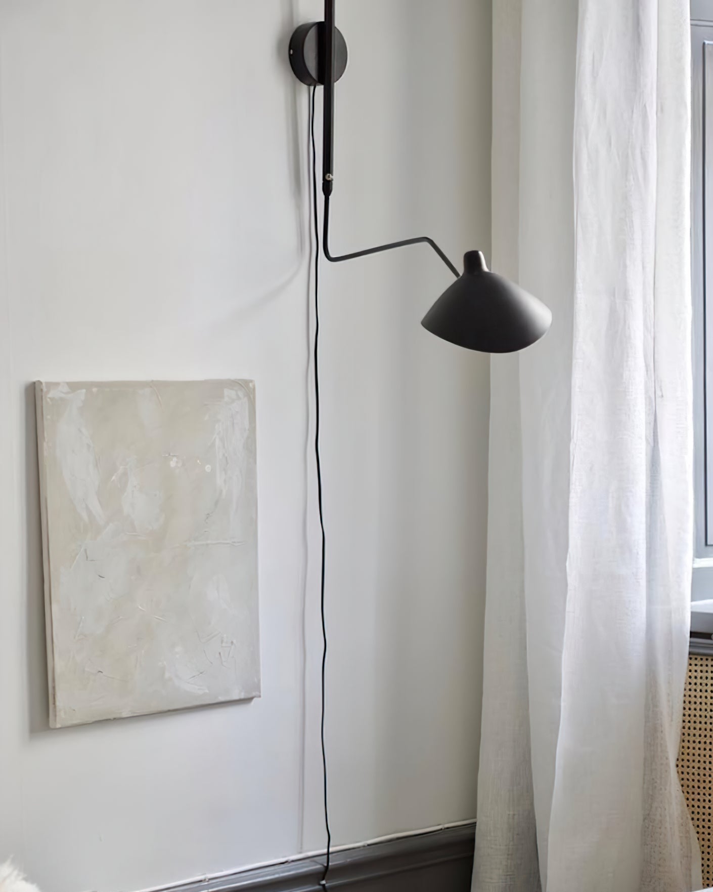 Zweiarmige Plug-in-Wandleuchte für das Schlafzimmer | Desfino