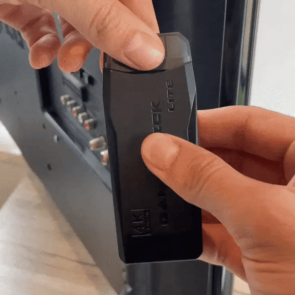 Vanta retrospel-konsol med 64 GB - över 20 000 spel, 4K, 2 trådlösa handkontroller - Desfino