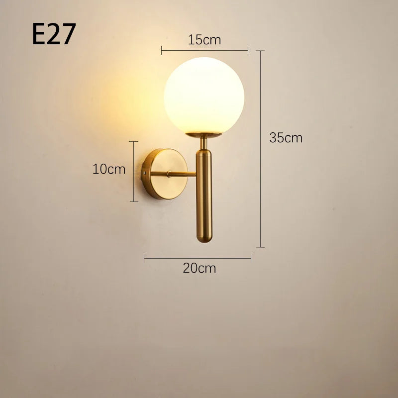 מנורת קיר חסכונית באנרגיה AuraNova — מנורה מודרנית לחדר השינה - Desfino