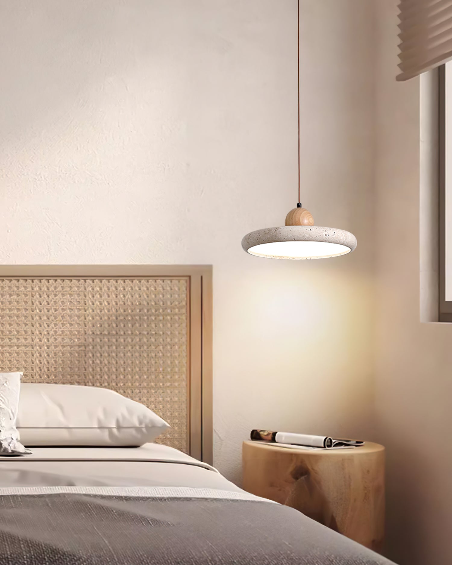 Siyane Pendant Lamp for Dining Area | Desfino