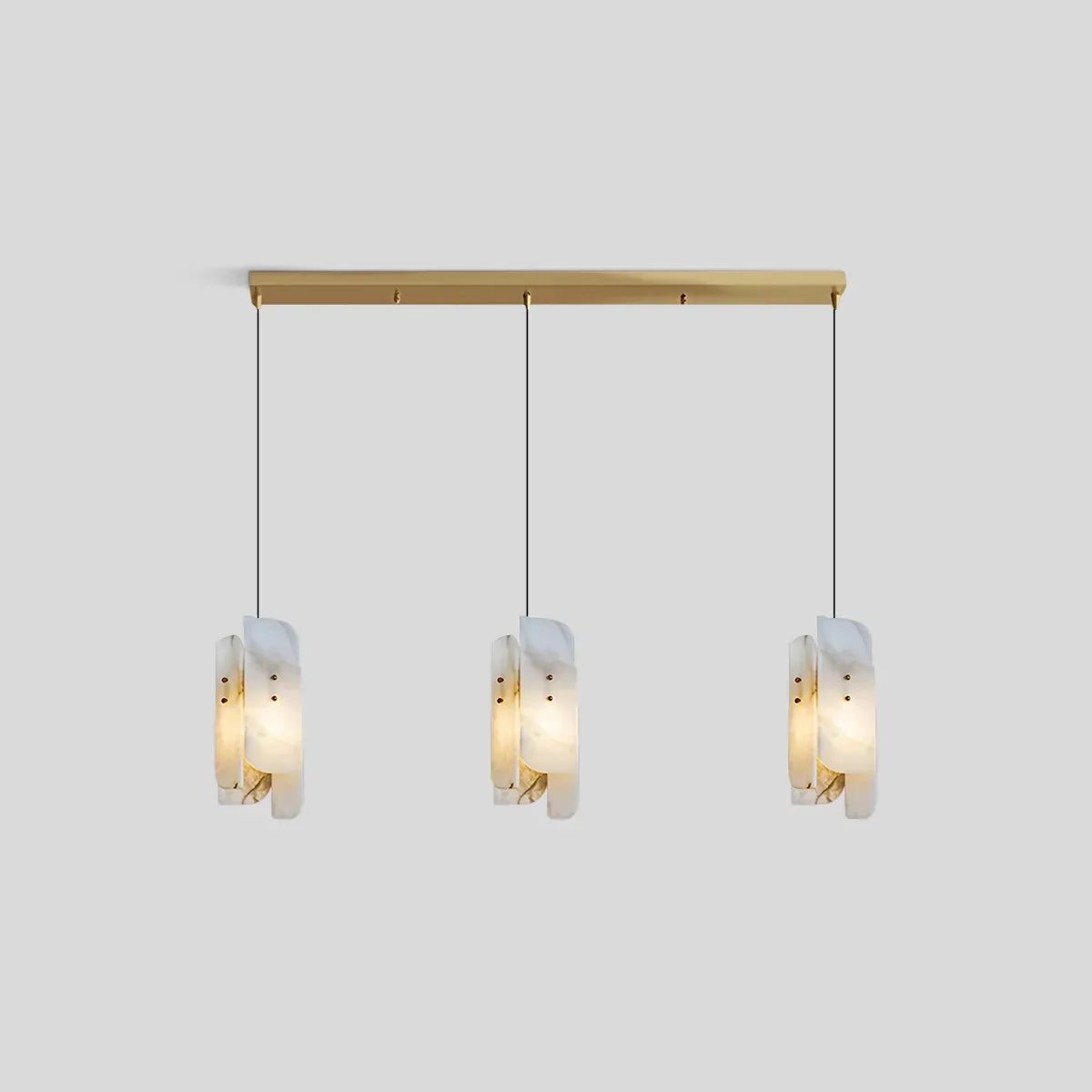 Minimalistische Pendelleuchte aus spanischem Alabaster mit künstlerischer Segmentgestaltung | Desfino