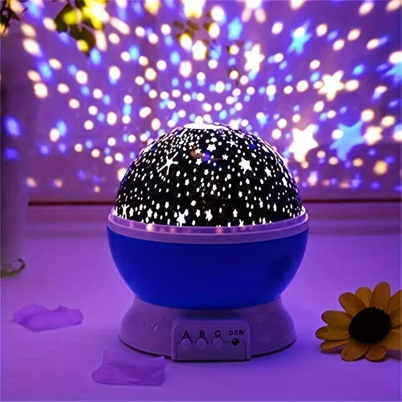 מנורת לילה מקרינה שמיים זרועי כוכבים AstraGlow — מנורת לילה לילדים - Desfino
