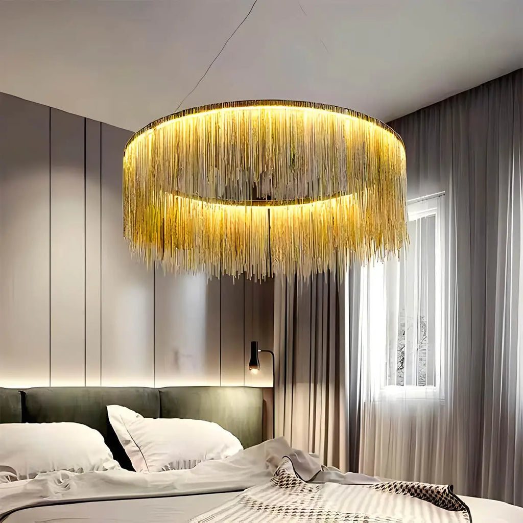 Moderner Kronleuchter mit Quasten im Art-déco-Stil | Desfino