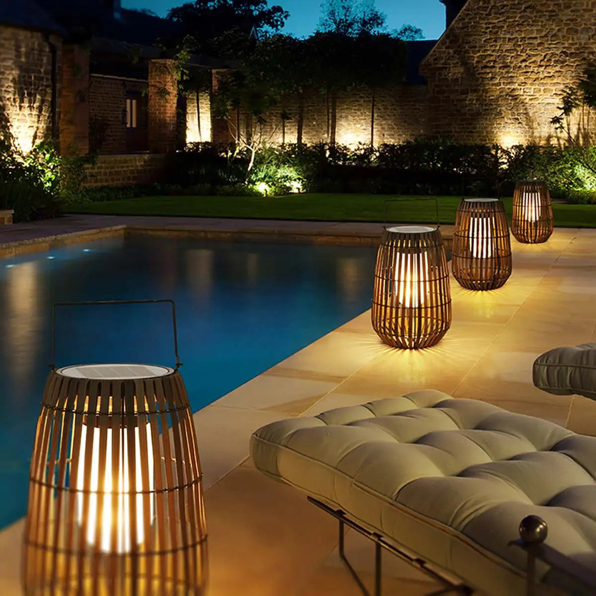 Tengbian Portable Lawn Outdoor Lamp | Desfino