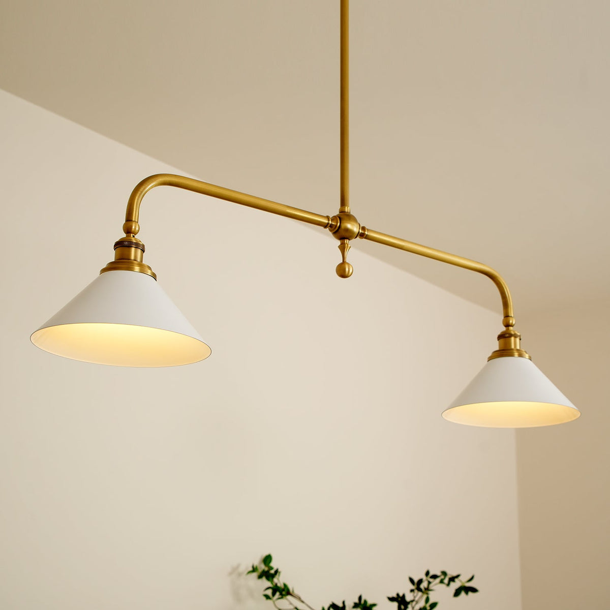 Candeeiro suspenso de vidro vintage AstraVex — Abat-jour branco, design de duas lâmpadas - Desfino