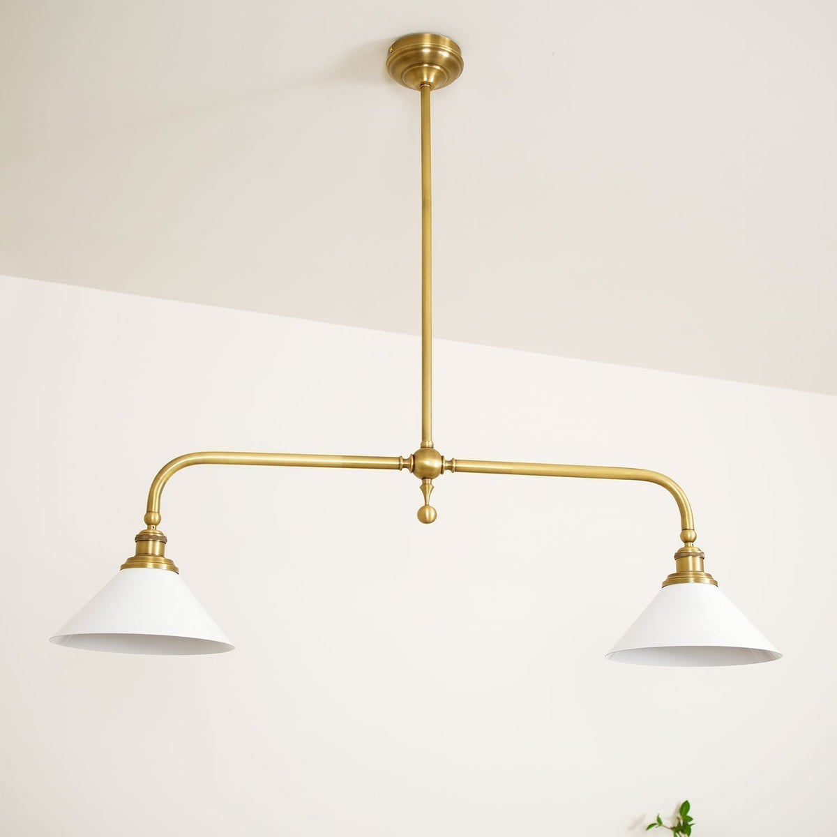 Candeeiro suspenso de vidro vintage AstraVex — Abat-jour branco, design de duas lâmpadas - Desfino
