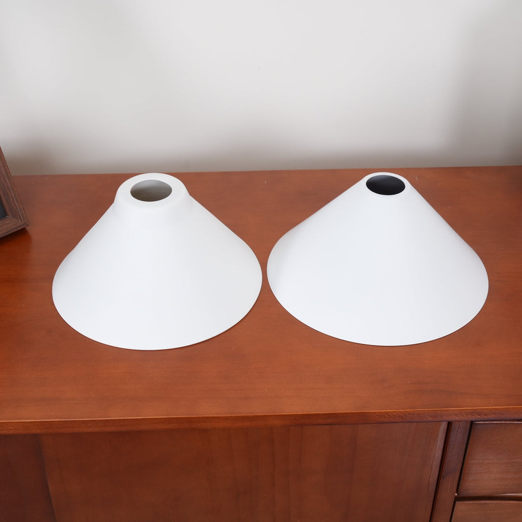 Candeeiro suspenso de vidro vintage AstraVex — Abat-jour branco, design de duas lâmpadas - Desfino