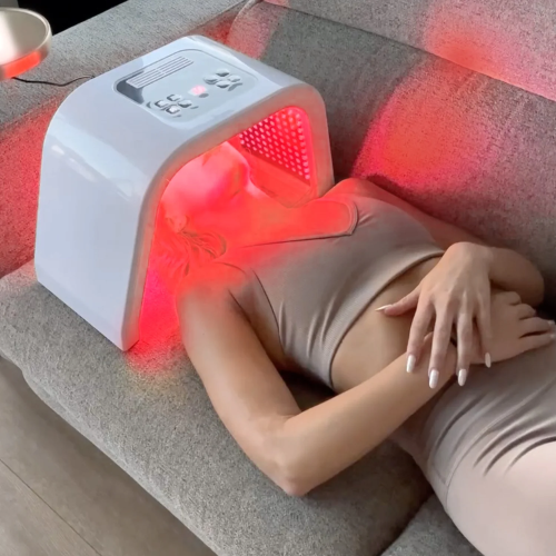 جهاز LumaNova Prism للعلاج الضوئي لبشرة الوجه بتقنية LED ذات 7 ألوان - Desfino