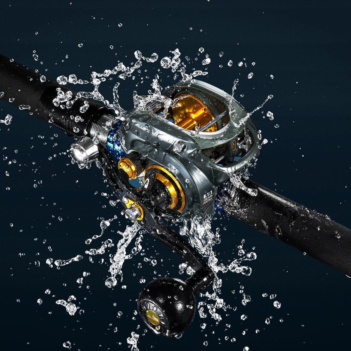 Carrete de baitcasting modelo 400 de Piscifun—Carrete con clic para cebo de agua salada/dulce | Desfino