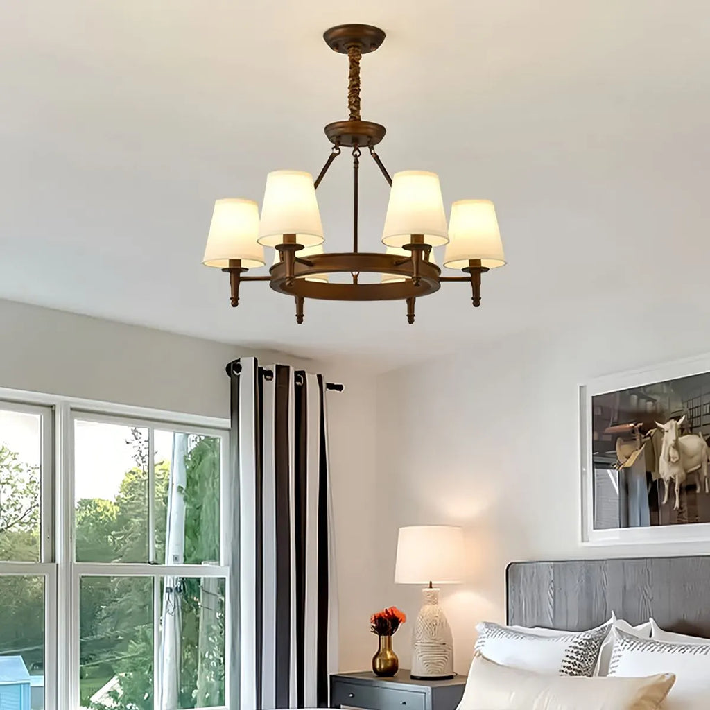 Vintage-Kronleuchter aus Metall und Stoff mit ringförmigem Design | Desfino