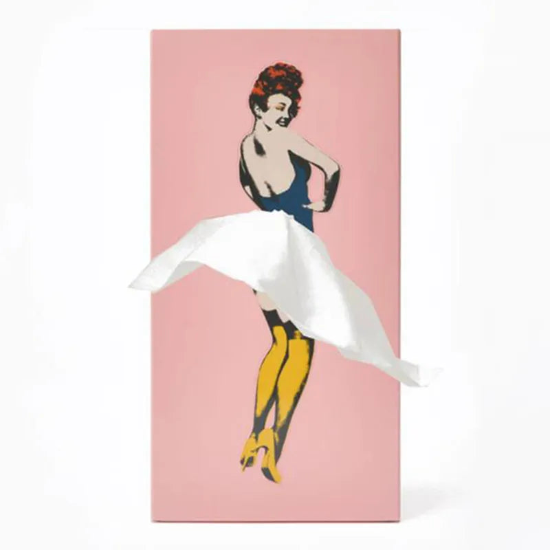 Vintage 1950-es évekbeli pin-up fa papírzsebkendő-tartó — átöltözőruhás grafika - Desfino