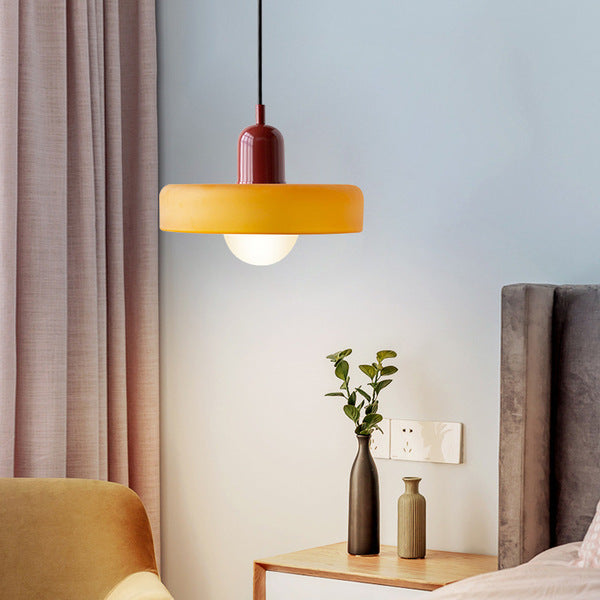 Aurelo Bauhaus-Pendelleuchte — Farbiger Glasschirm, rundes Baldachin