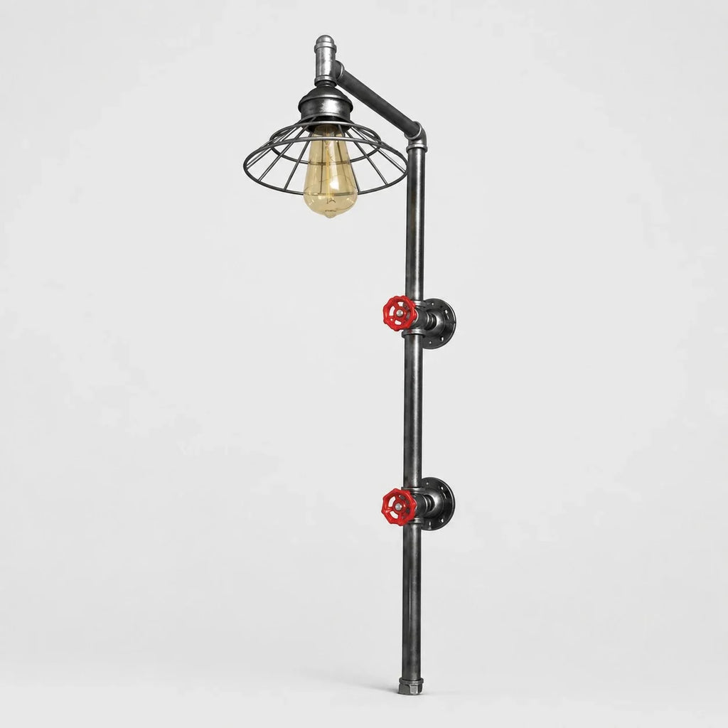 Industrielle Rohr-Wandleuchte – rote Ventilakzente, freiliegender Arm