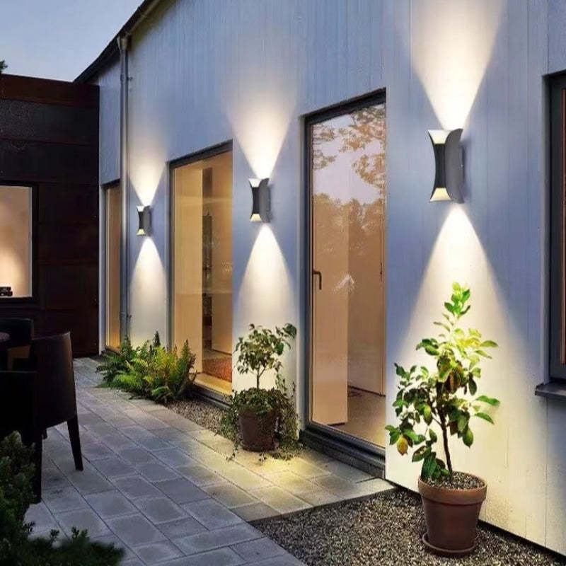 Arcora Curve Outdoor LED Wall Light — Hardwired, IP65 - Desfino