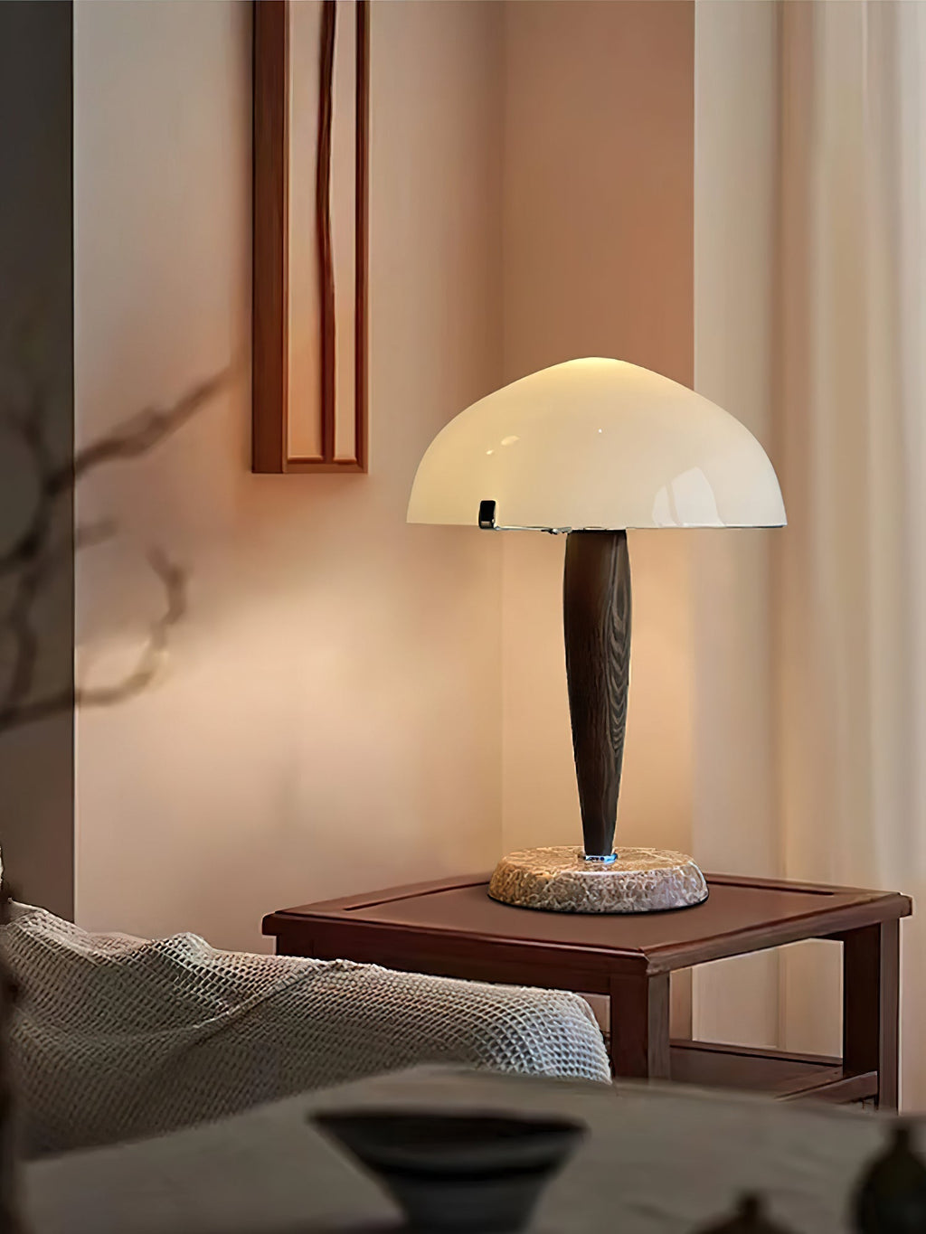 Herman Tischleuchte – skulpturales, zeitgenössisches Design, meisterhafte Verarbeitung