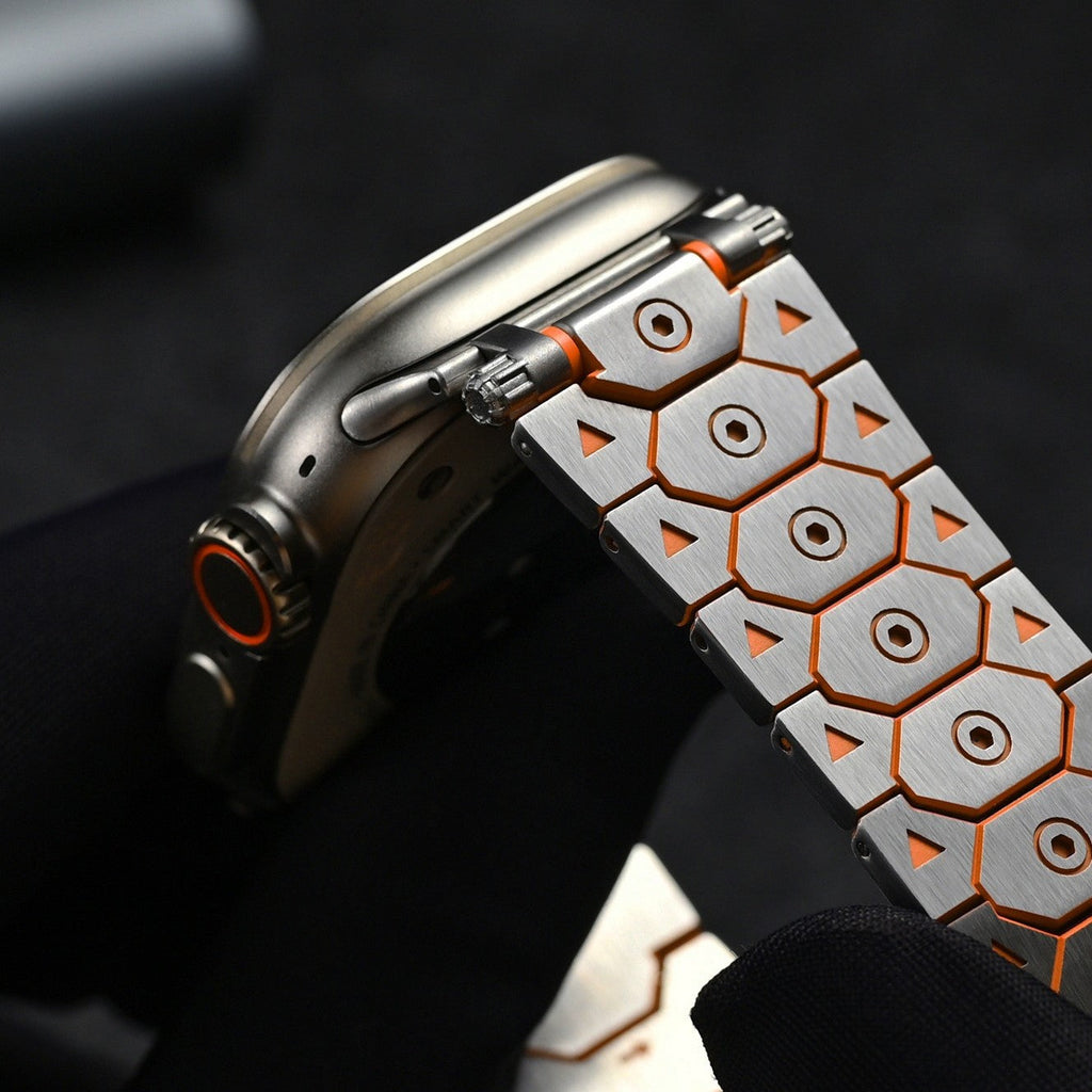 Sześciokątny tytanowy pasek ogniwowy Vantira do Apple Watch - Desfino