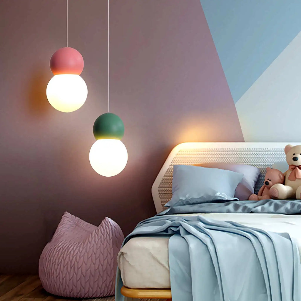 Kugelförmige Hängelampe im Creme-Stil, kleine Nachttischlampe | Desfino