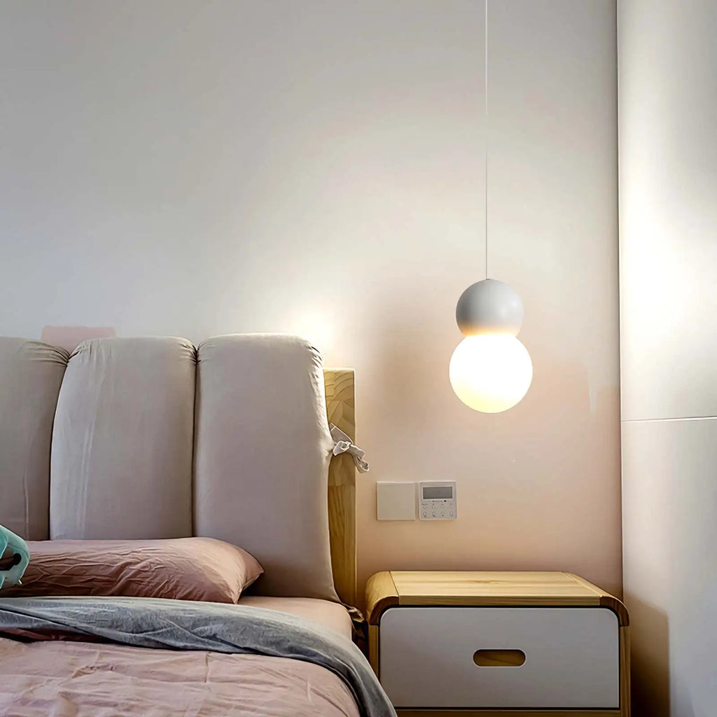 Kugelförmige Hängelampe im Creme-Stil, kleine Nachttischlampe | Desfino