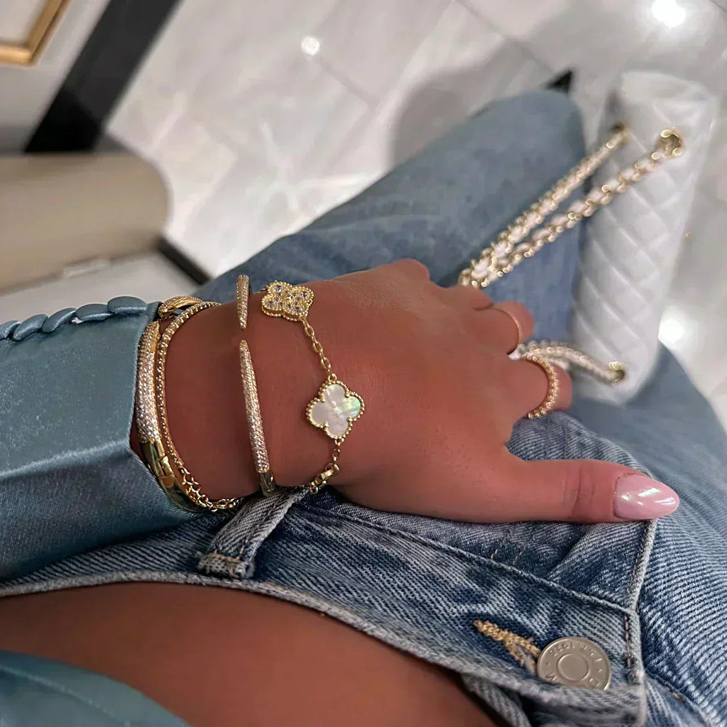 Juego de joyería de trébol ámbar Aurelle — collar, pulsera y pendientes - Desfino