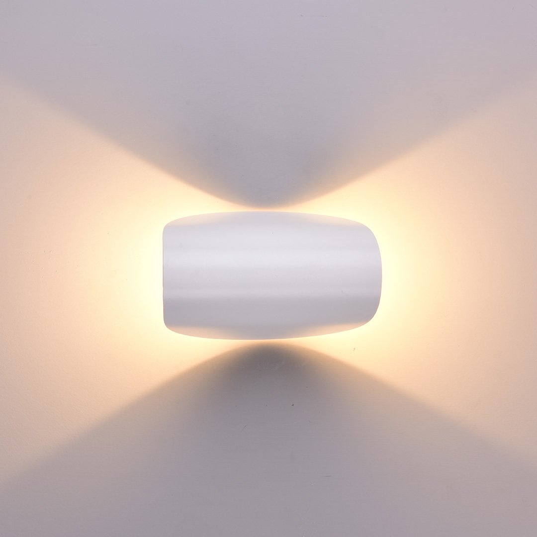 Applique murale moderne LumaTwist — LED chaude à lumière diffuse, profil mince - Desfino