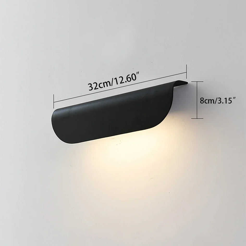 Curled Leaf Outdoor Wall Light | Desfino