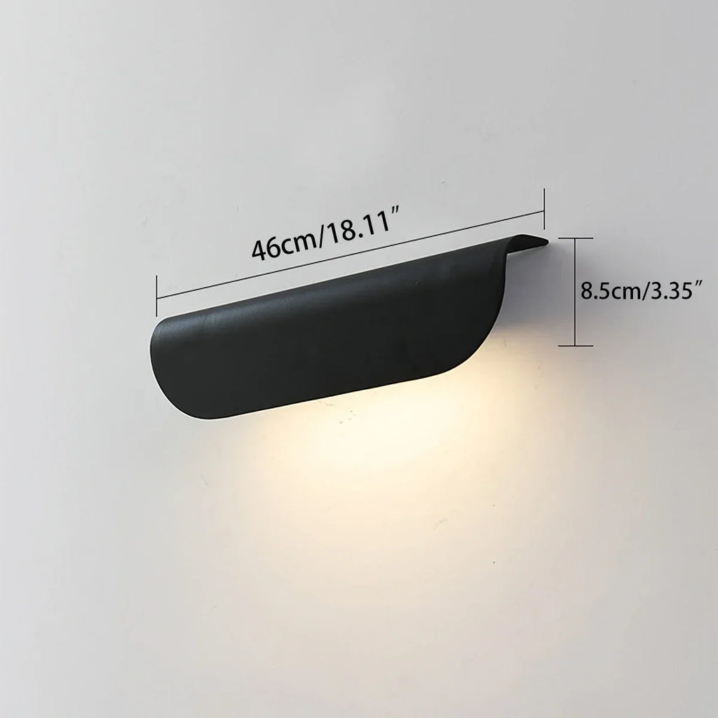Curled Leaf Outdoor Wall Light | Desfino