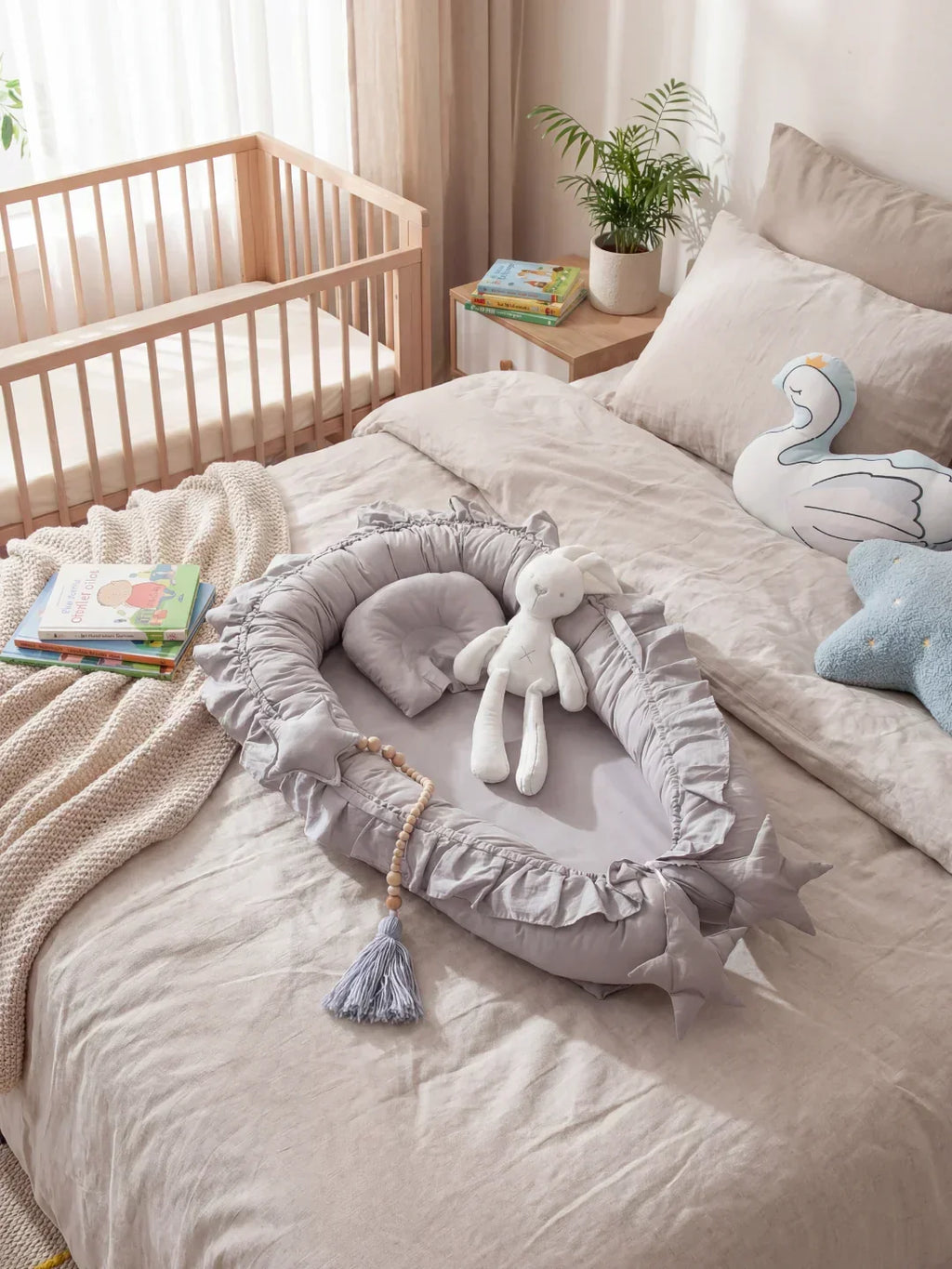 Übergangsliege für Babyschlaf – gebogene, sichere Unterstützung