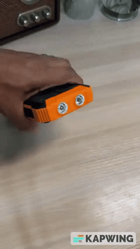 LyraCharge 30000mAh Solarny powerbank z ładowarką — wodoodporność IP67 - Desfino