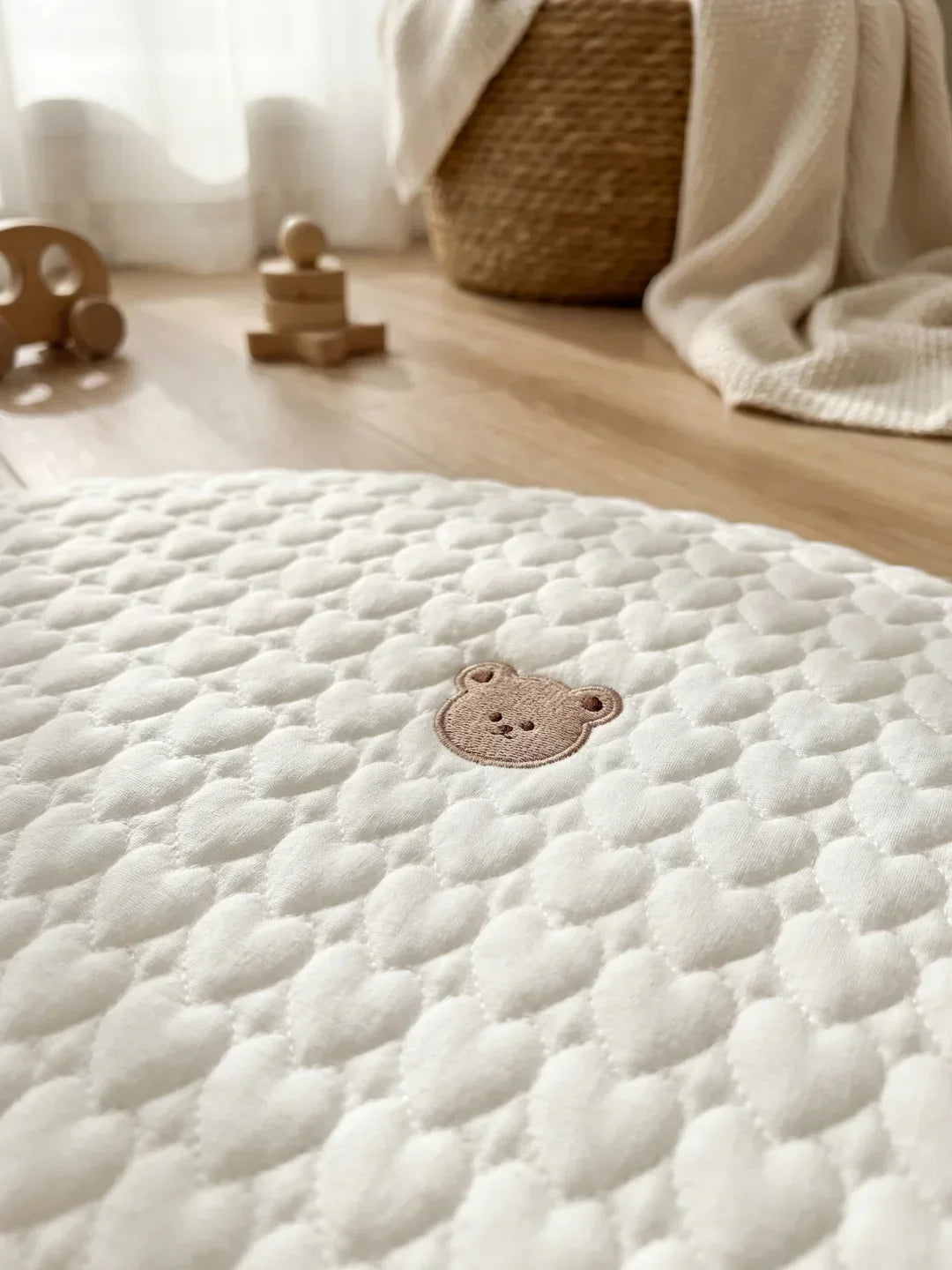 Premium-Spielmatte für Babys – gesteppte Oberfläche, dichte Polsterung, rundes Design