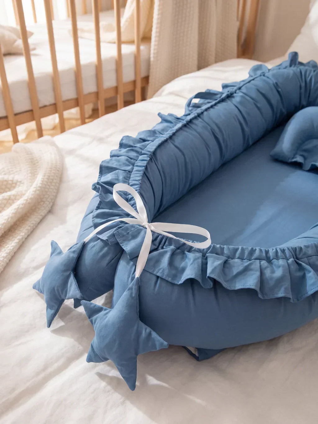 Übergangsliege für Babyschlaf – gebogene, sichere Unterstützung