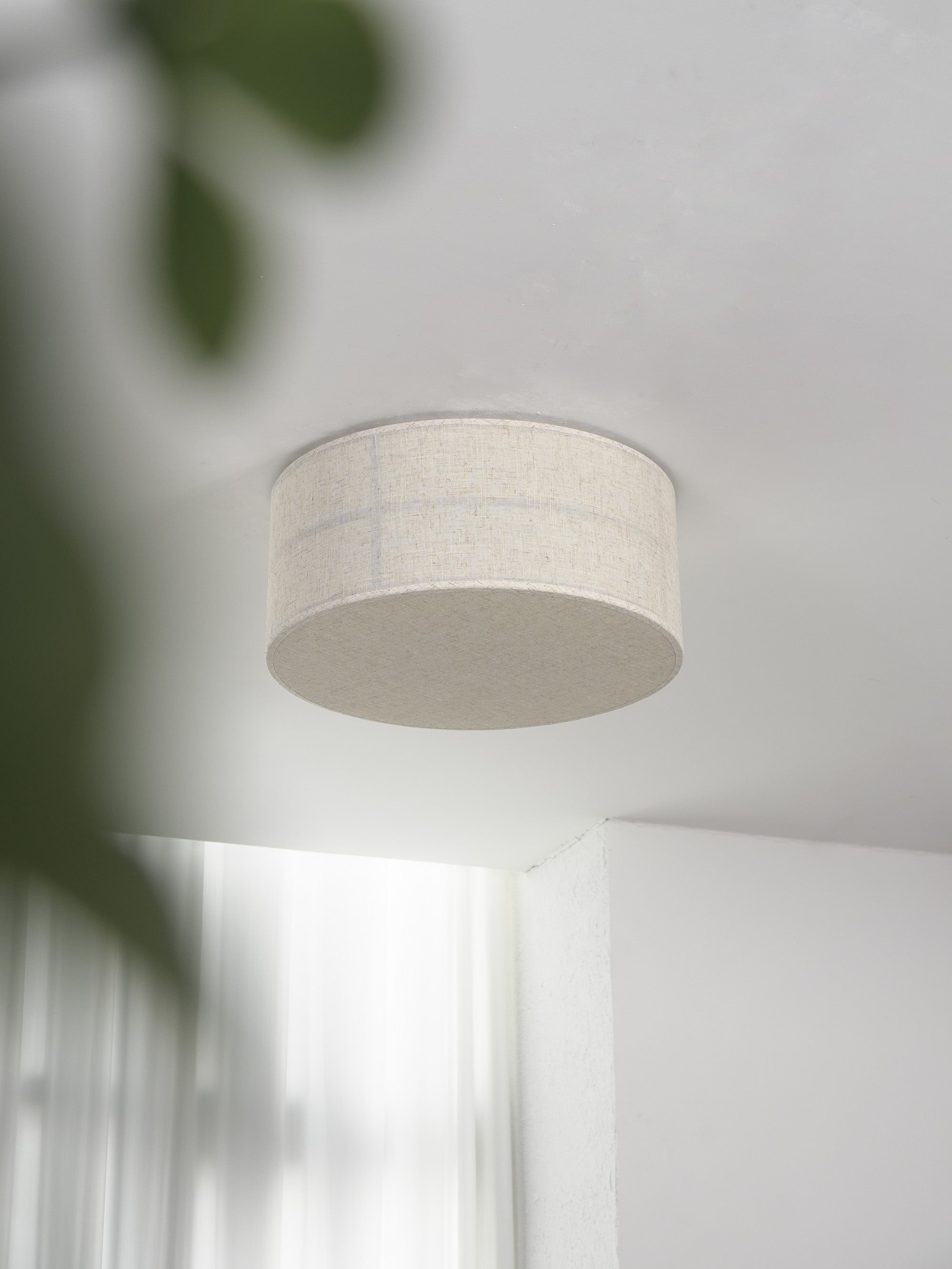Deckenleuchte Hashira – indirektes Design für flächenbündige Montage