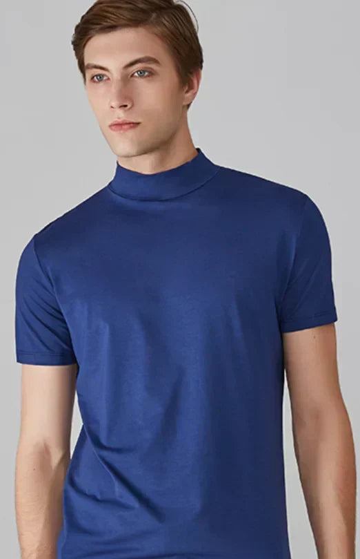 Camiseta de cuello alto simulado para hombre — Corte entallado, manga corta - Desfino