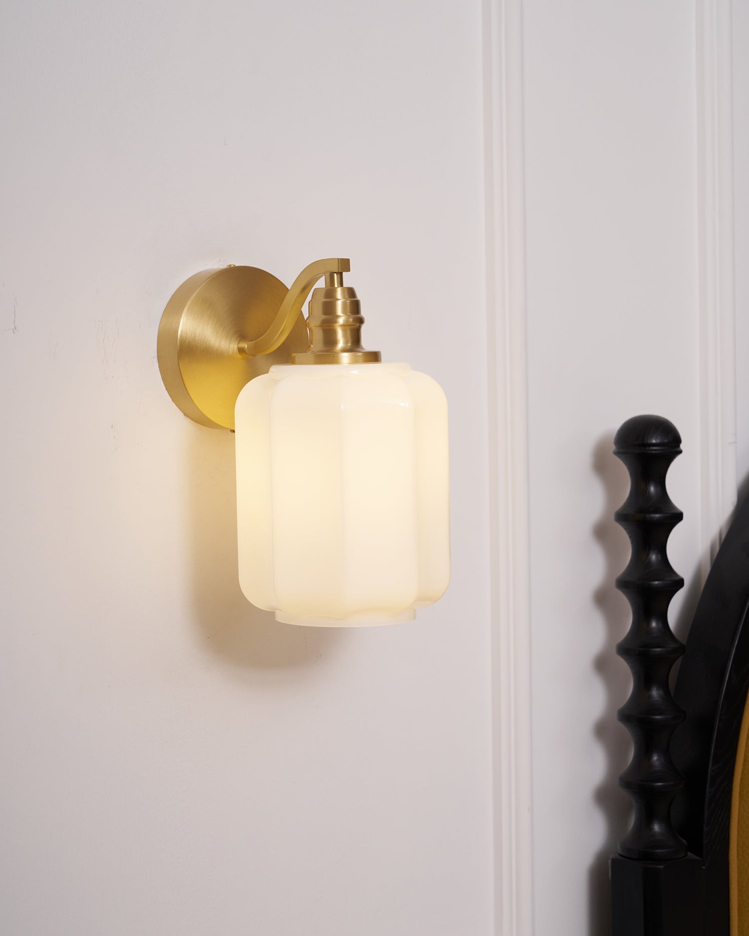 Henry Wall Lamp — 15x25cm Damp Rated Compact Light