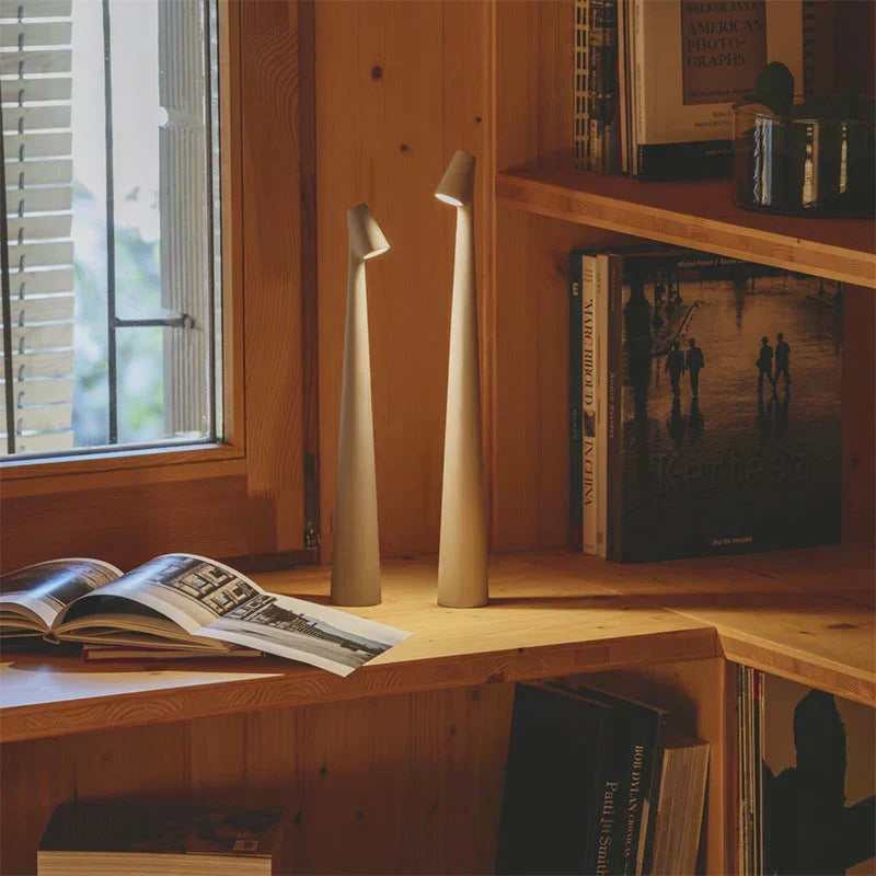 Nordic minimalistisk LED-bordlampe — Ledningsfri, trådløs design - Desfino