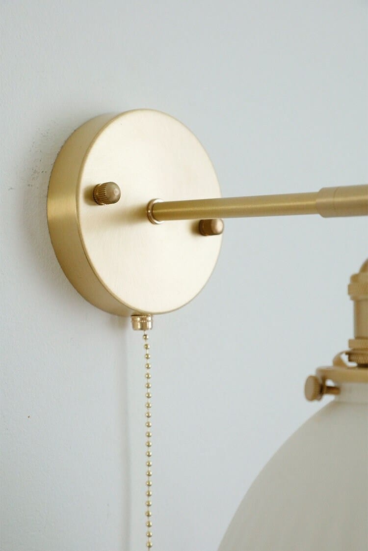 Applique da parete fatta a mano — Paralume a coppa plissettato in ceramica, lampadina inclusa - Desfino