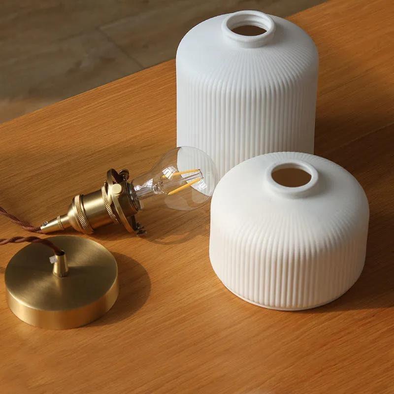 Hanaori rillet keramisk pendellampe — japansk stil, LED inkluderet - Desfino