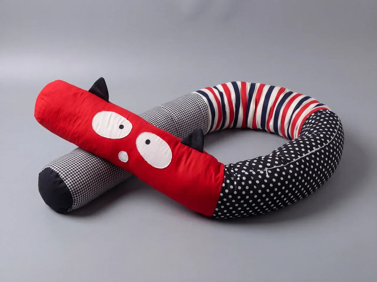 Renard Fox Crib Bumper Bolster — Caterpillar-Shaped Contrast Design