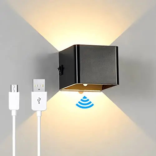 מנורת קיר אלחוטית מתכווננת הנטענת באמצעות USB Lumiara — תאורה למשך 65 שעות - Desfino