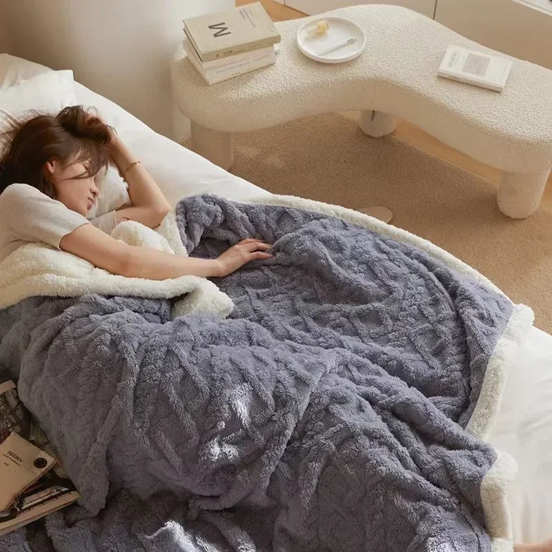 Coperta in lana di agnello spessa per l'inverno SnugHaven — microfibra reversibile - Desfino