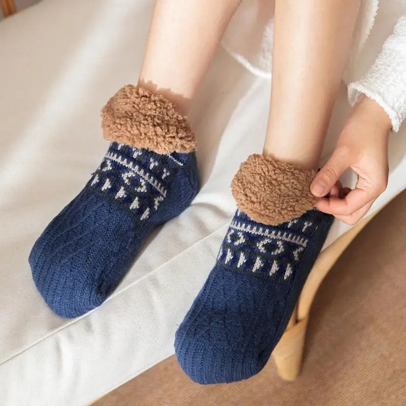 Meias de inverno aconchegantes GlacierGrip — quentes e felpudas, solas antiderrapantes - Desfino