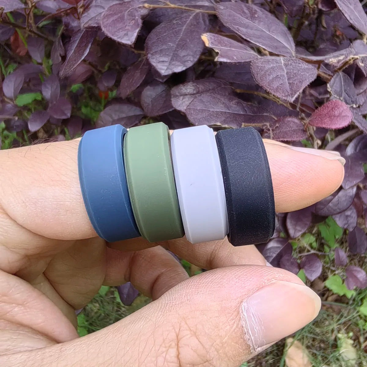 OnyxLoop Silikon-Eheringe, Set mit 4 strapazierfähigen Ringen - Desfino