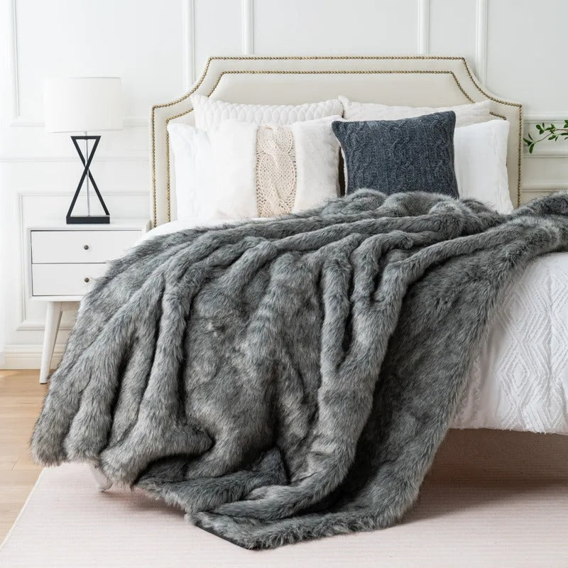 AstraNook Luxe-filt i fuskpäls — plyschig rävpälslook, mjuk känsla - Desfino