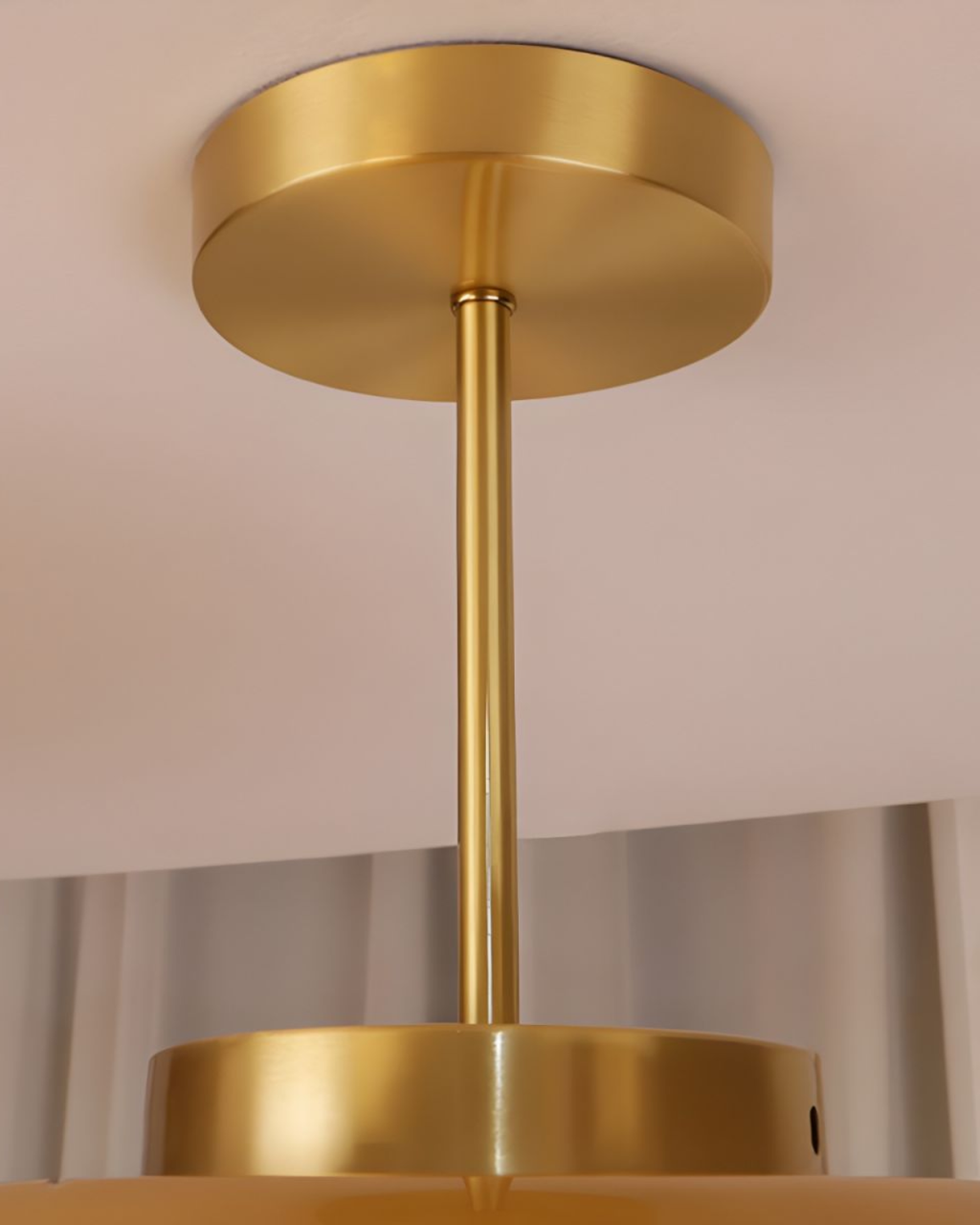 LumaBrass plafondlamp van matglas - messing bevestiging, 3000K-gloed - Desfino