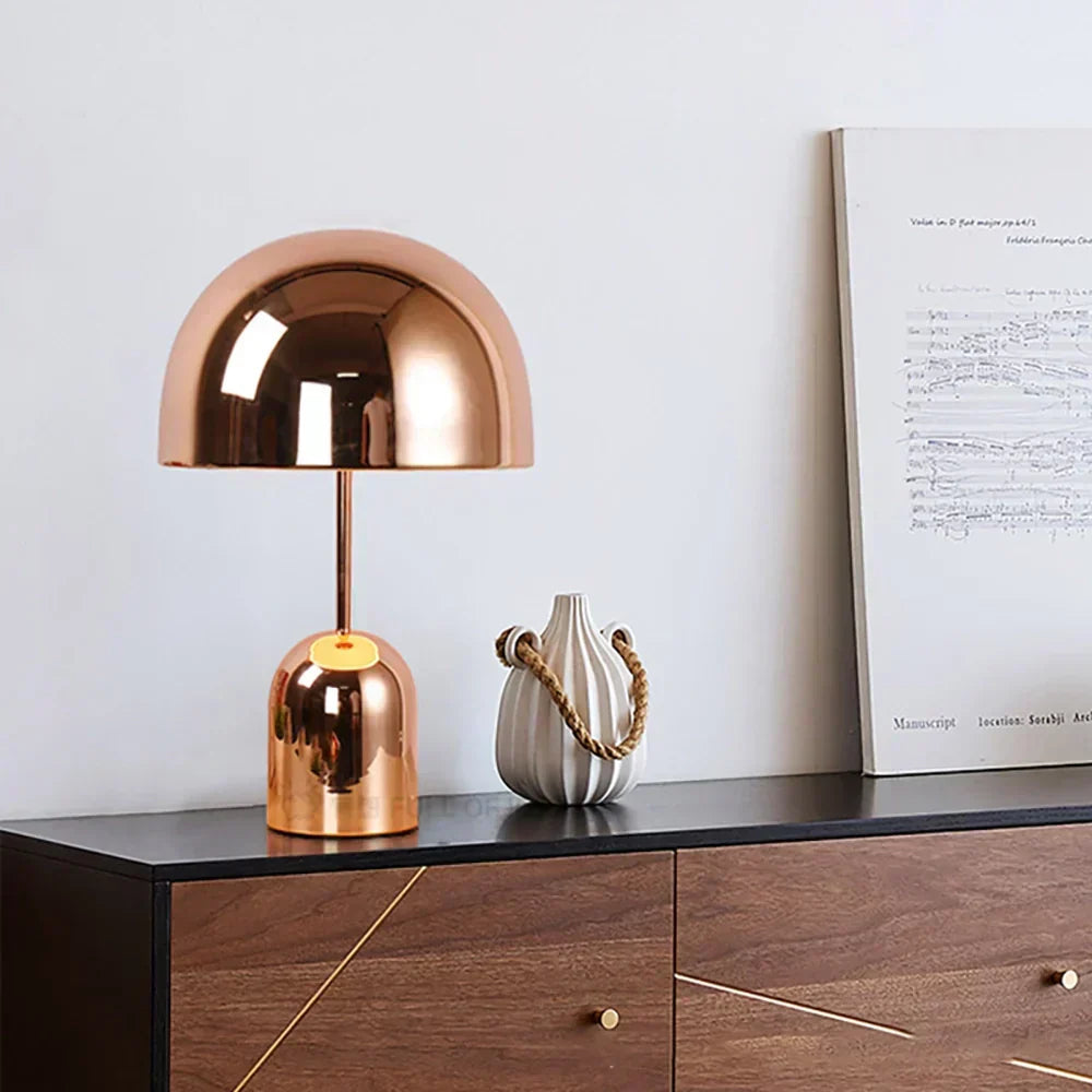 Kirrea dimmbare Kupfertischlampe — Einstellbares LED-Licht - Desfino