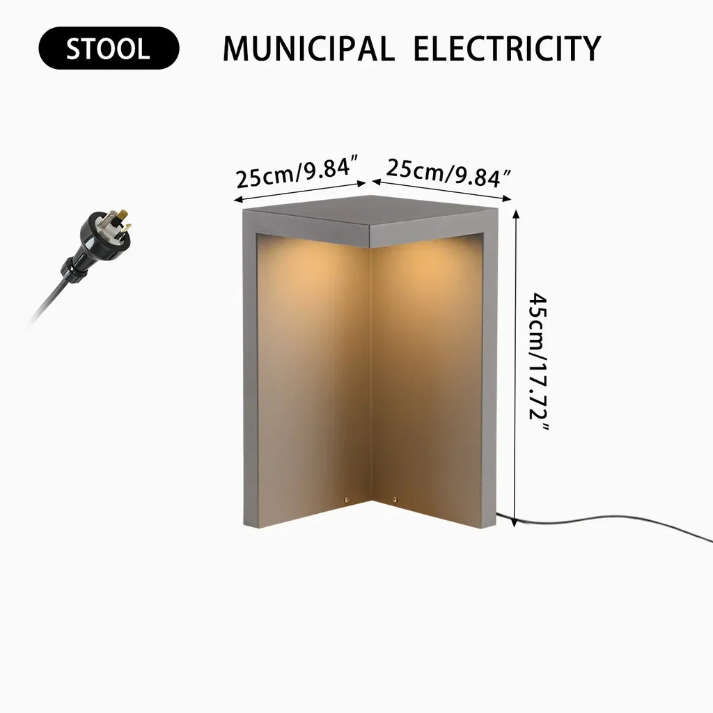 Solar-Stehlampe als Tisch und Hocker | Desfino